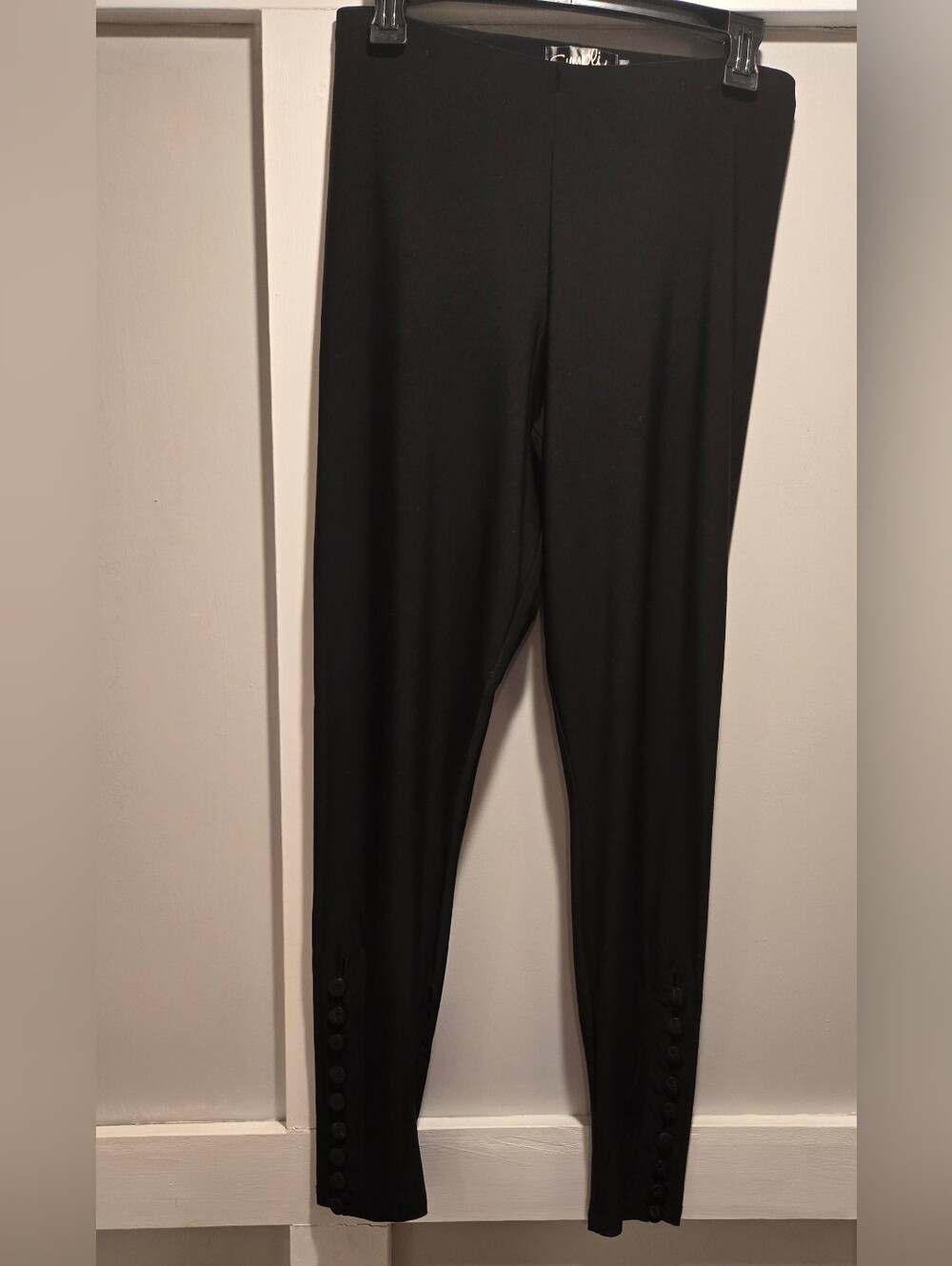 Sympli Black Leggings with Button-Trim Ankles
